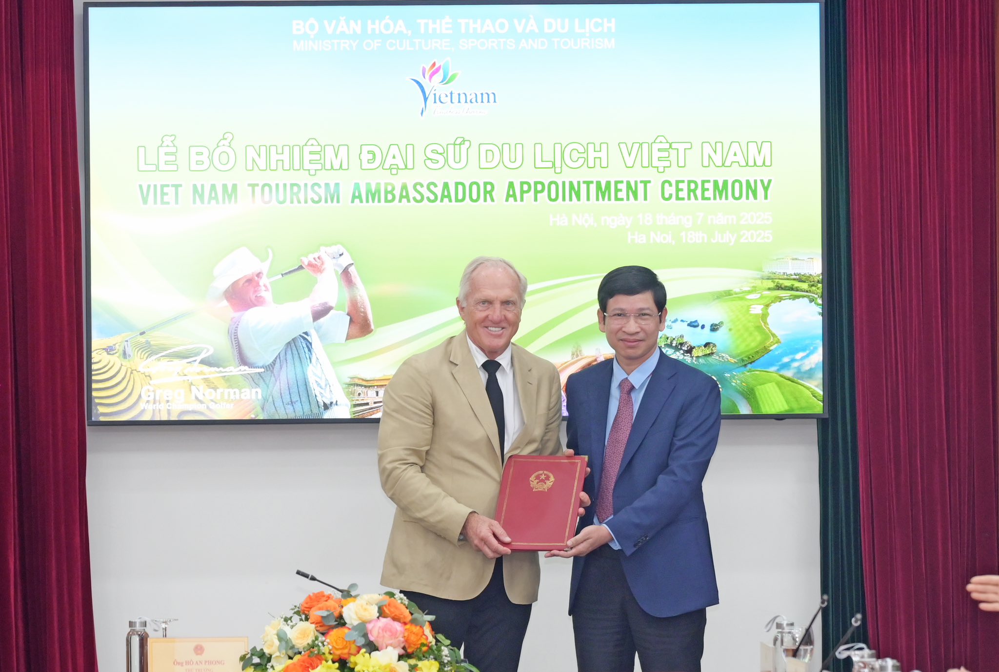 dai su du lich grek norman