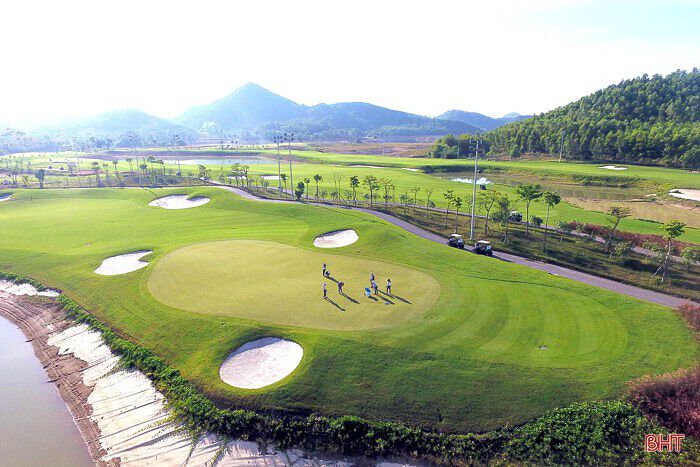 san golf slik path ha tinh