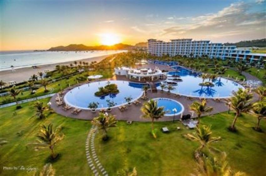 FLC tung ưu đãi nghỉ dưỡng 5 sao, chơi golf miễn phí