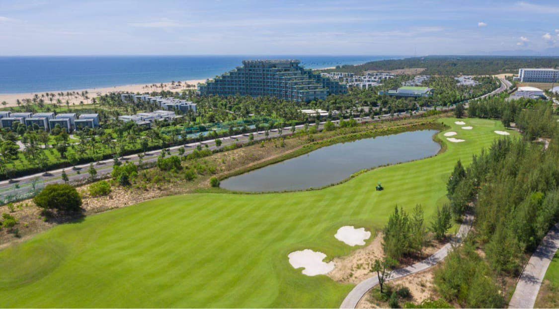 giá sân golf Vinpearl Nam Hội An