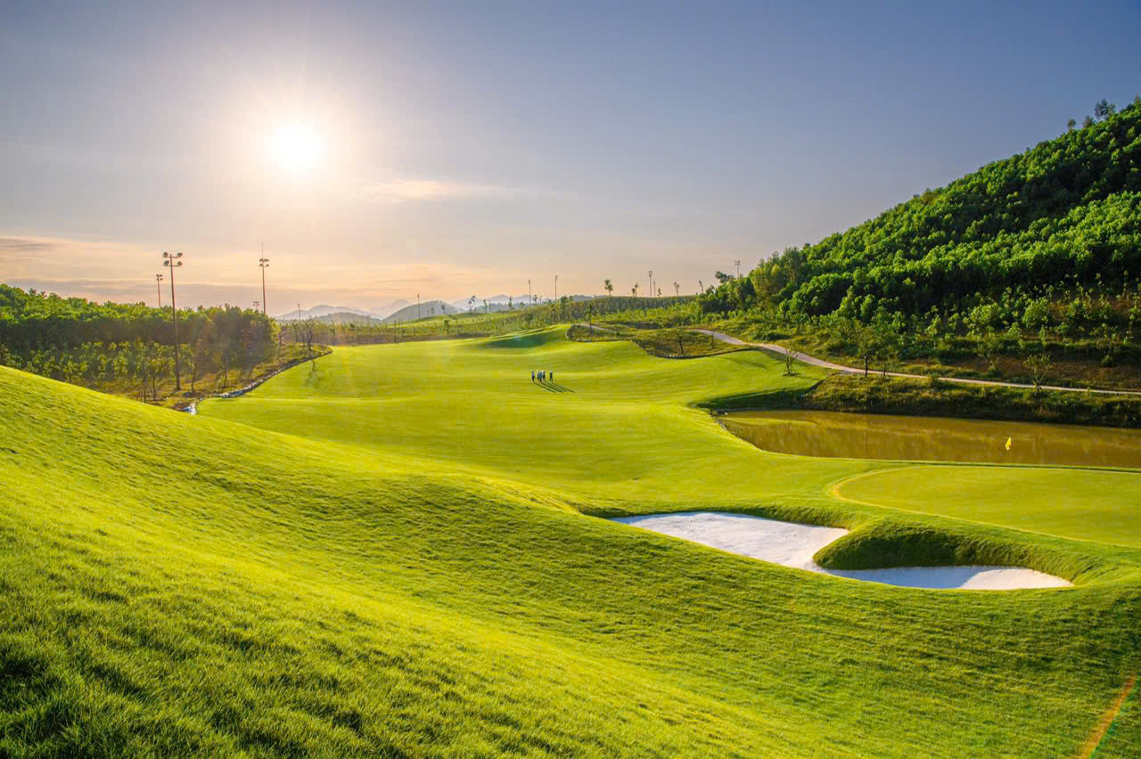 san golf Văn Lang Empire Golf Club