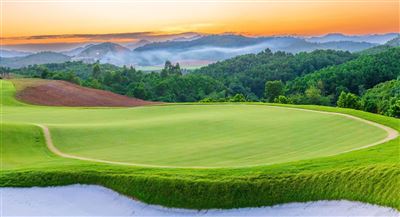 Văn Lang Empire Golf Club