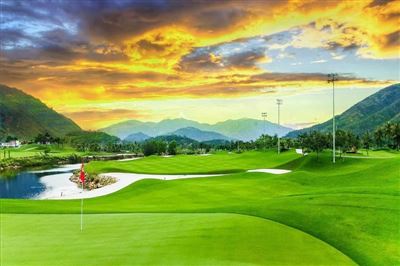 Sân Diamond Bay Golf & Villas