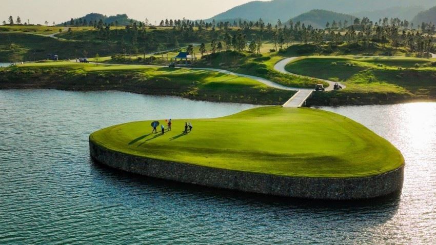 Sân Thanh Lanh Valley Golf Resort